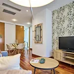 1 Plaza Mayor-prior 5-at By Victoria Apartmán