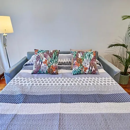 1 Plaza Mayor-prior 5-at By Victoria