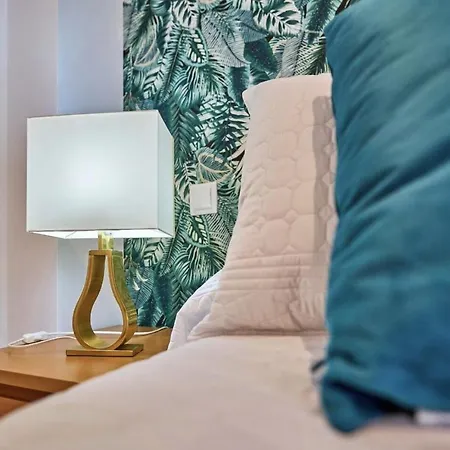 1 Plaza Mayor-prior 5-at By Victoria Apartment
